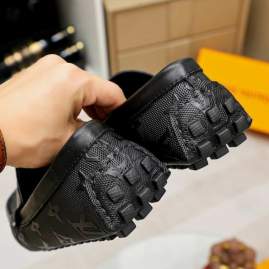 Picture of Louis Vuitton Shoes _SKULVsz38-46mnf043112122